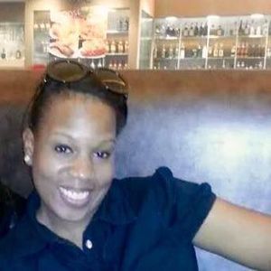 Meet your Posher, Mia